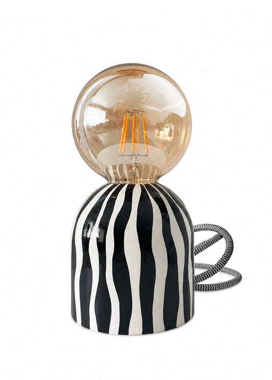 Zebra Masa Lambası – görsel 1