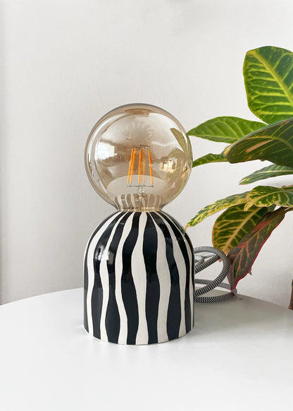 Zebra Masa Lambası – görsel 2